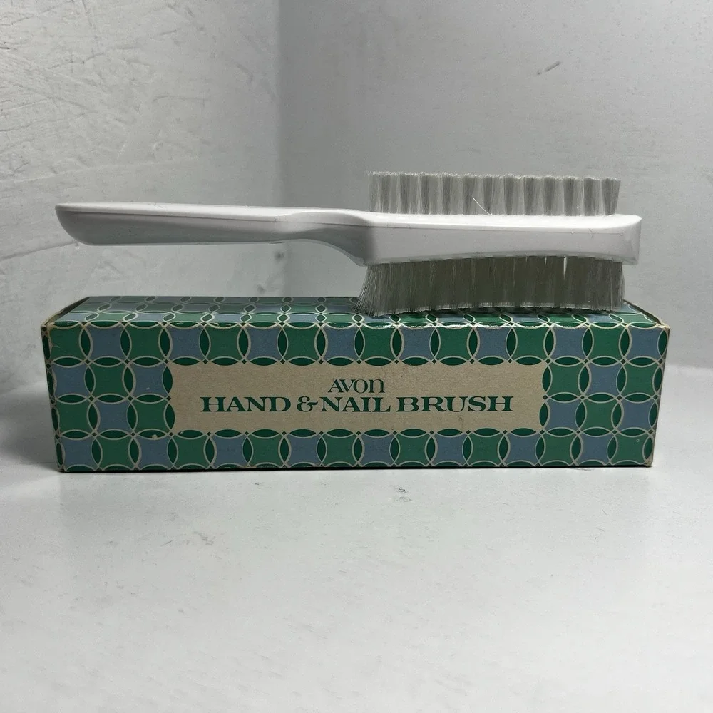 Vintage Avon Hand And Nail Brush 6.5